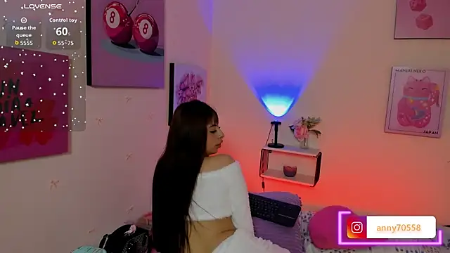 AnnyCotton online show from 07-16-26, 07:44