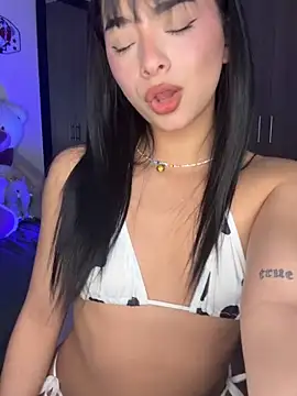 LARIISSAEVANS online show from 04-08-26, 10:22