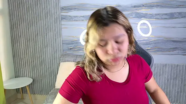 Sophie19   online show from 05-22-26, 11:52
