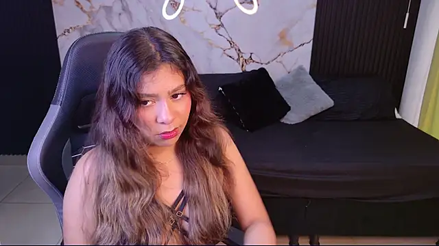 Sophie19   online show from 03-08-26, 11:57