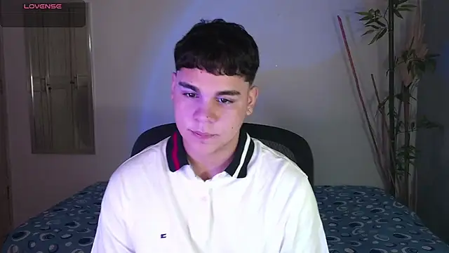 Snapshot of eithan_jonnes chatting on 02-26-26, 07:58 eithan jonnes online show from 02-26-26, 07:58