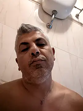 raysexy81 online show from 06-24-26, 04:00