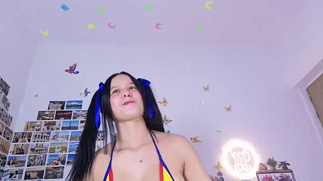 Snapshot of catalina_santana4 chatting on 06-02-26, 02:00 catalina santana4 online show from 06-02-26, 02:00