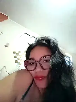 Snapshot of samantha-691 chatting on 02-19-26, 11:29 samantha-691 online show from 02-19-26, 11:29