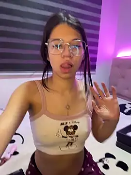 Snapshot of Deva_00 chatting on 02-12-26, 11:04 Deva 00 online show from 02-12-26, 11:04