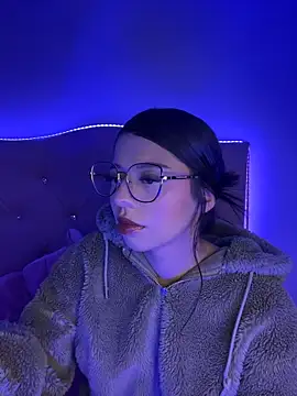 Deva 00 online show from 04-11-26, 02:30