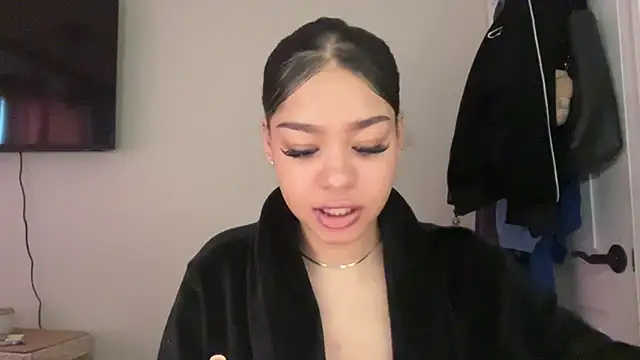 lizabbyyy online show from 05-25-26, 08:07