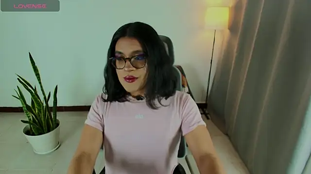 succubus Vitta online show from 06-10-26, 02:13