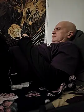 sk8brd snwbrd no snitch online show from 02-25-26, 06:30