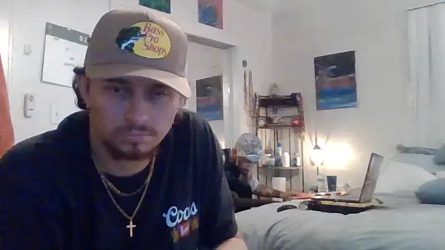 Snapshot of Tallhungandcloudy chatting on 02-14-26, 06:46 Tallhungandcloudy online show from 02-14-26, 06:46