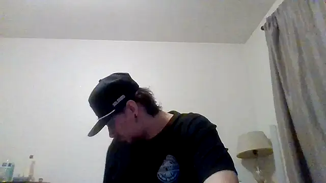 Snapshot of Tallhungandcloudy chatting on 02-10-26, 04:11 Tallhungandcloudy online show from 02-10-26, 04:11