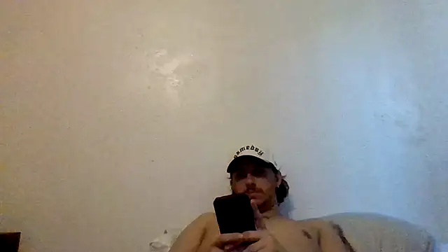 Snapshot of Tallhungandcloudy chatting on 02-28-26, 11:48 Tallhungandcloudy online show from 02-28-26, 11:48