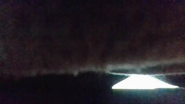 Snapshot of Tallhungandcloudy chatting on 02-25-26, 11:21 Tallhungandcloudy online show from 02-25-26, 11:21