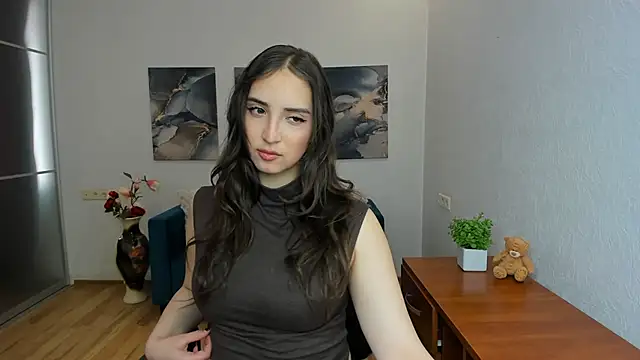 Effy Royse online show from 05-15-26, 05:38