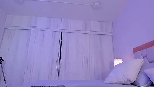 Bunny Blush1 online show from 04-07-26, 07:15