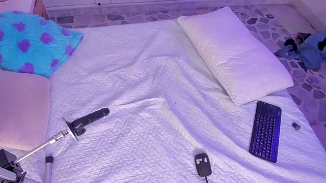 Bunny Blush1 online show from 03-27-26, 07:37