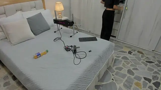 Bunny Blush1 online show from 04-13-26, 07:07