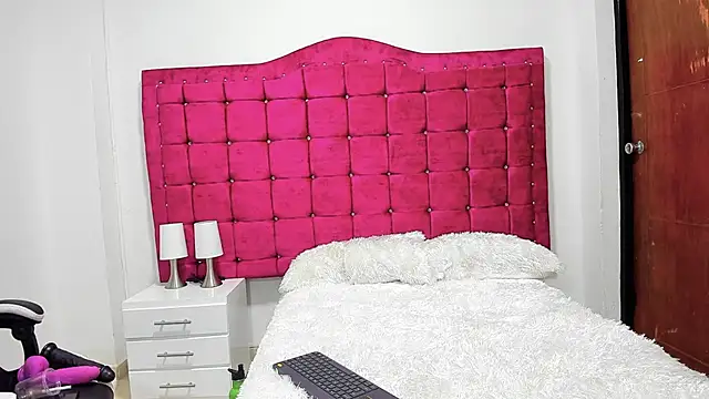 valery slim18 online show from 04-28-26, 05:23