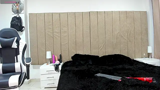 valery slim18 online show from 03-08-26, 03:43