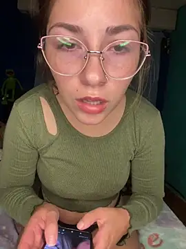 Luna33- online show from 04-23-26, 09:49