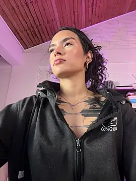 cristal roberts online show from 06-19-26, 02:50