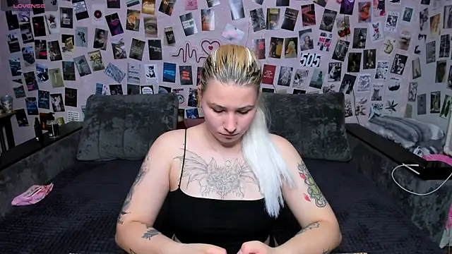 x Ulya1cutex online show from 05-08-26, 05:39