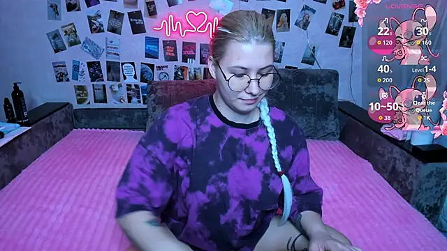 x Ulya1cutex online show from 04-04-26, 05:08