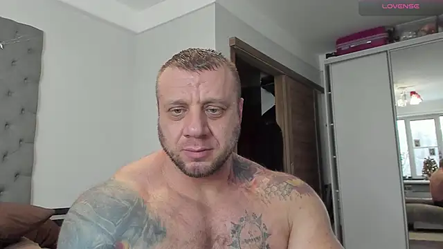 Snapshot of Samson_Legend chatting on 01-14-25, 07:27 Samson Legend online show from 01-14-25, 07:27