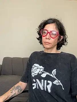 JeanneDuval8888 online show from 05-19-26, 10:39