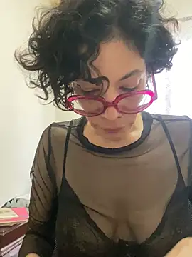 Snapshot of JeanneDuval8888 chatting on 02-13-26, 12:32 JeanneDuval8888 online show from 02-13-26, 12:32