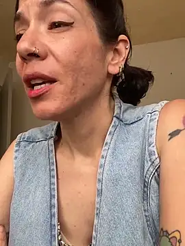 JeanneDuval8888 online show from 05-26-26, 11:14