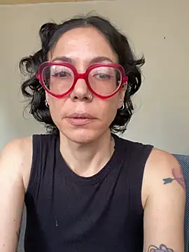 JeanneDuval8888 online show from 05-05-26, 11:08