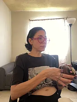 JeanneDuval8888 online show from 04-10-26, 10:28