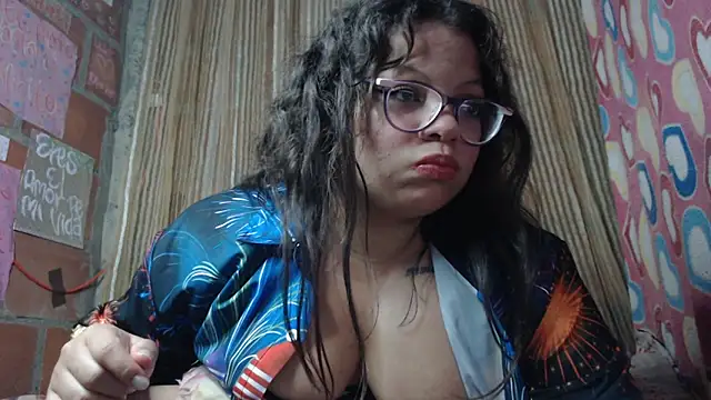 vanuslovelatina online show from 03-25-26, 02:01