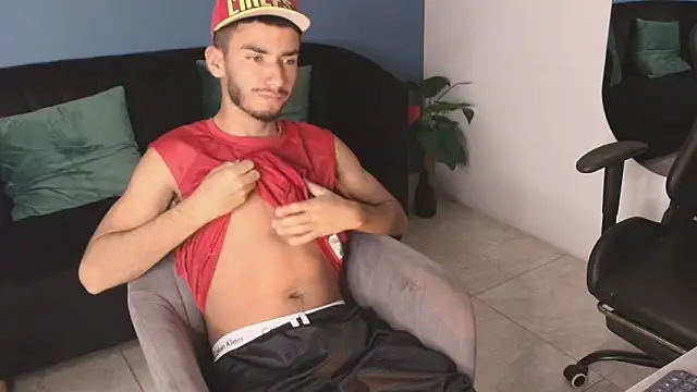 Snapshot of Noah-JONES chatting on 02-26-26, 04:56 Noah-JONES online show from 02-26-26, 04:56