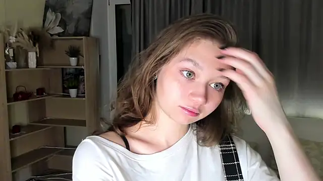 HolliBillig online show from 04-05-26, 07:09