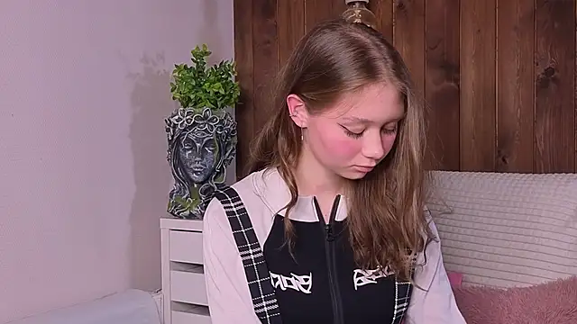 HolliBillig online show from 02-11-26, 08:20