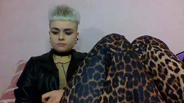 Snapshot of AlisaDear257 chatting on 02-28-26, 12:49 AlisaDear257 online show from 02-28-26, 12:49