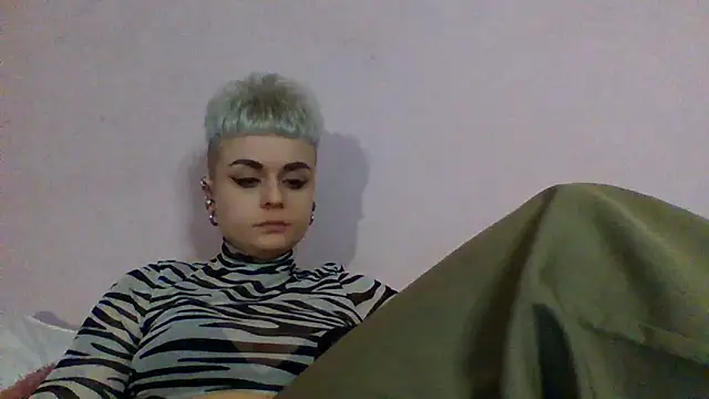 AlisaDear257 online show from 03-11-26, 05:40