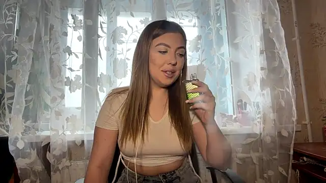 Snapshot of LeahSablea chatting on 02-24-26, 12:06 LeahSablea online show from 02-24-26, 12:06