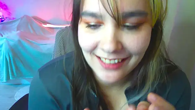 RosieNana online show from 02-10-26, 04:50