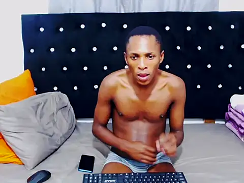 NtandoXx online show from 04-05-26, 11:22