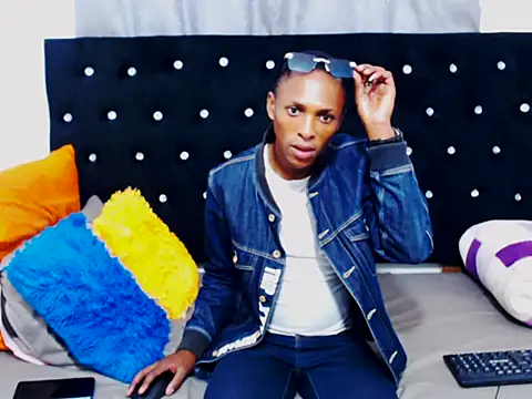 NtandoXx online show from 04-07-26, 04:31