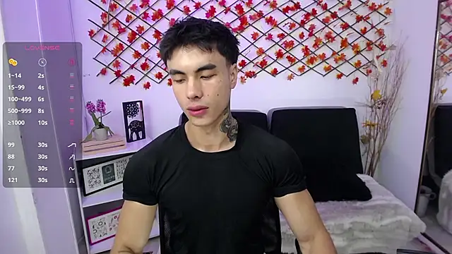 Snapshot of IanWest_ chatting on 02-26-26, 12:16 IanWest online show from 02-26-26, 12:16