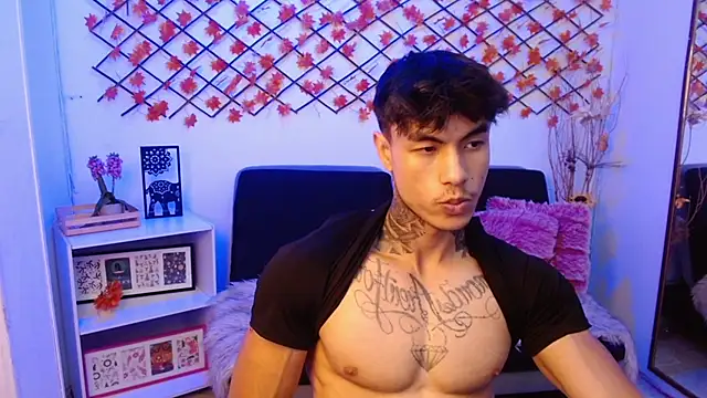 IanWest  online show from 06-23-26, 09:46