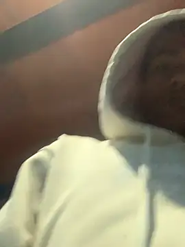 Snapshot of mondacuo3000 chatting on 02-17-26, 02:58 mondacuo3000 online show from 02-17-26, 02:58