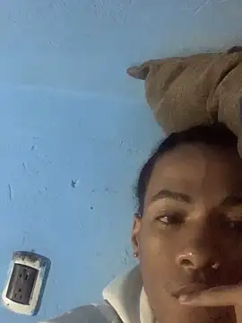 Snapshot of mondacuo3000 chatting on 02-15-26, 03:40 mondacuo3000 online show from 02-15-26, 03:40