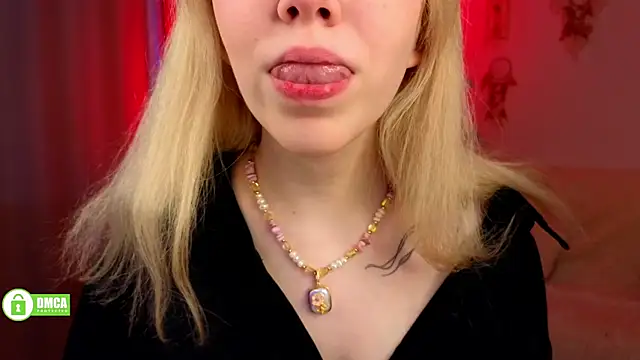 Rochelle kitty online show from 03-29-26, 03:35