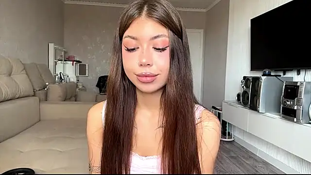 You Club Winx online show from 05-29-26, 07:25