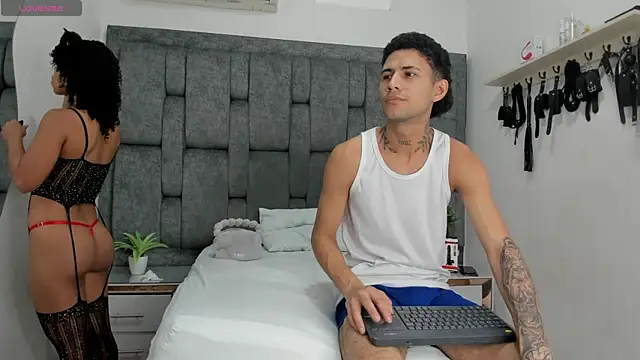 NaughtyVibes OS online show from 04-16-26, 02:12